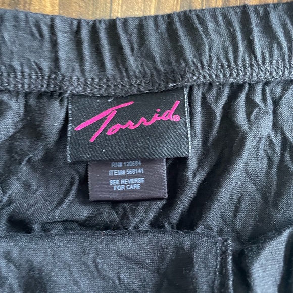 Torrid Tank - Picture 5 of 5